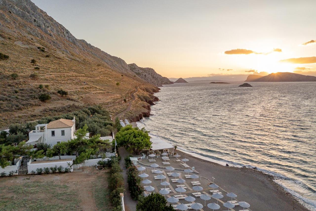Four Seasons Hydra Luxury Suites Luaran gambar