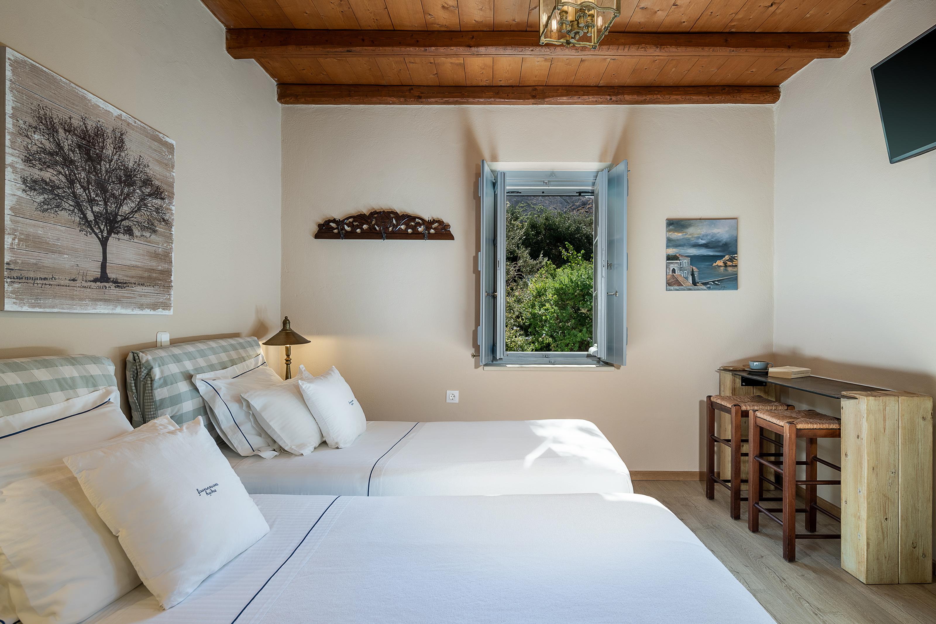 Four Seasons Hydra Luxury Suites Luaran gambar