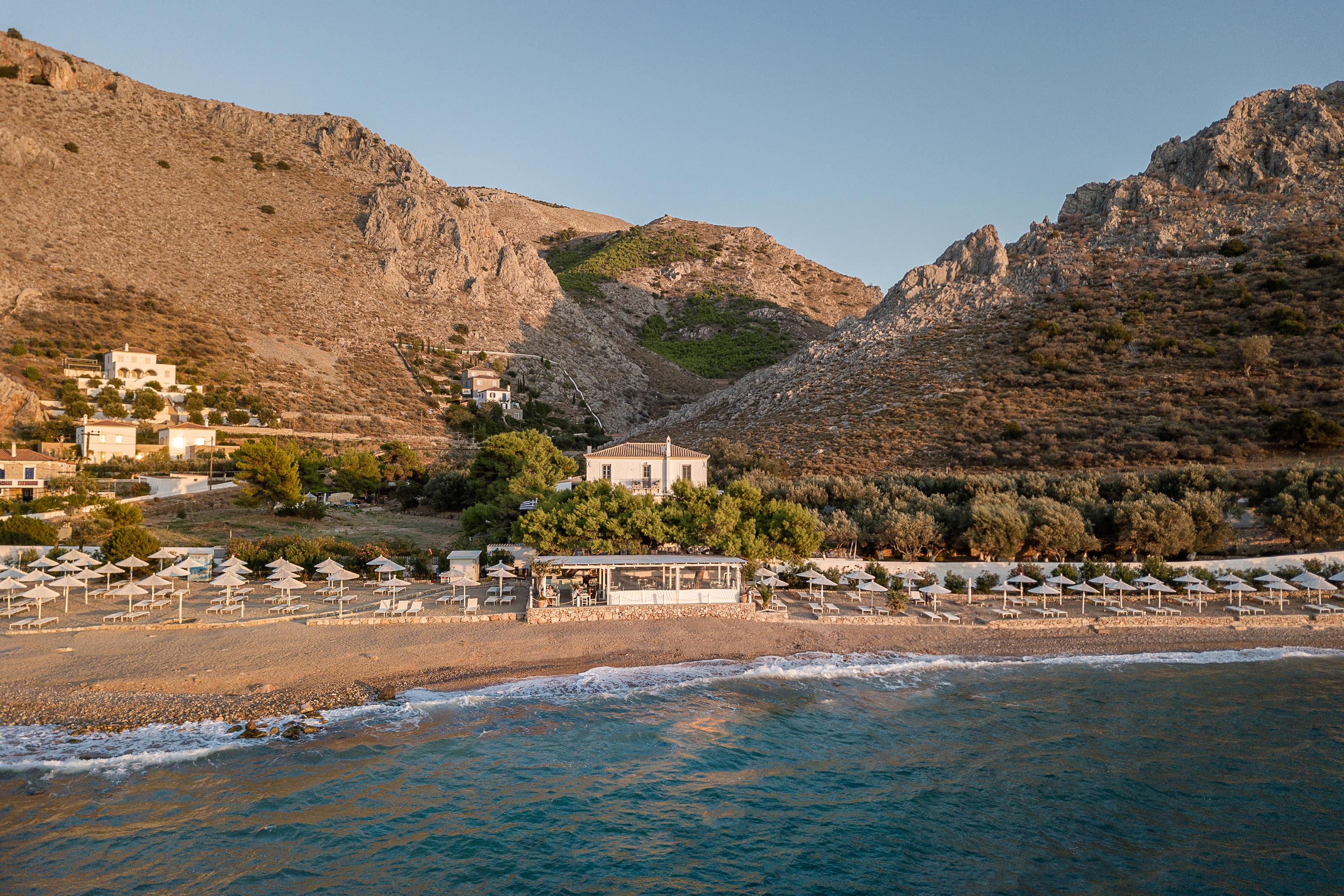 Four Seasons Hydra Luxury Suites Luaran gambar
